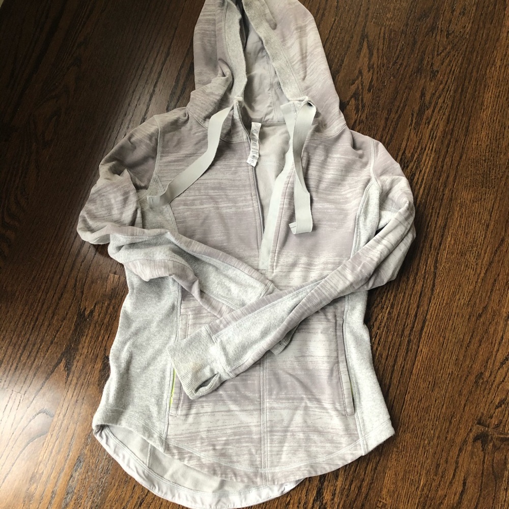 Fitted hoodie